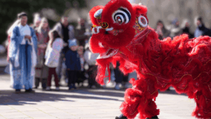 Taller de danza del león «Descubre el León del Sur»